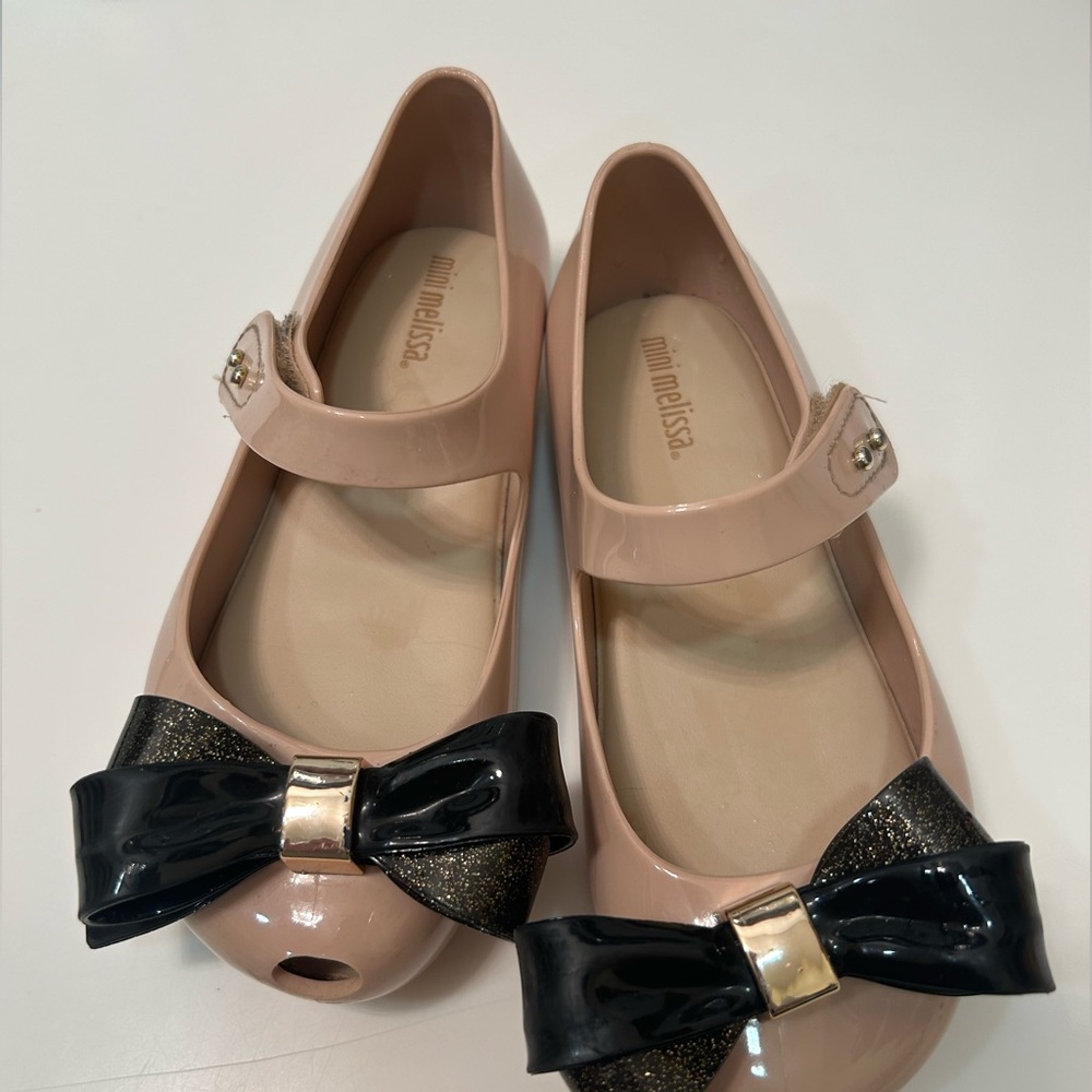 Sz 11 Mini Melissa Ultragirl Sweet V